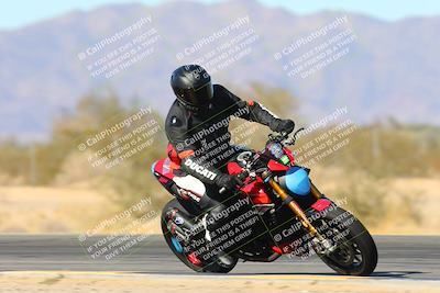 media/Jan-13-2025-Ducati Revs (Mon) [[8d64cb47d9]]/4-C Group/Session 3 (Turn 7 Inside)/